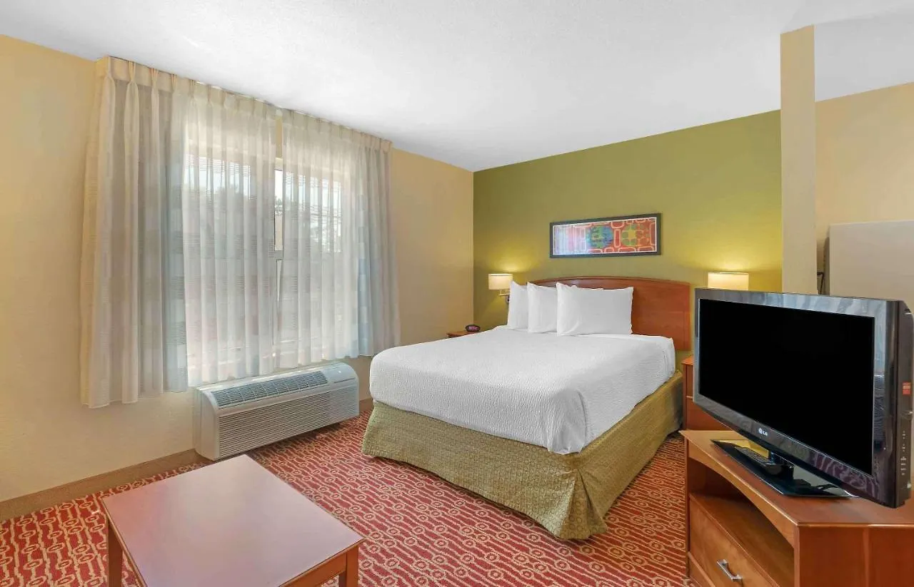 Extended Stay America Suites - Newport News - Yorktown 2*,