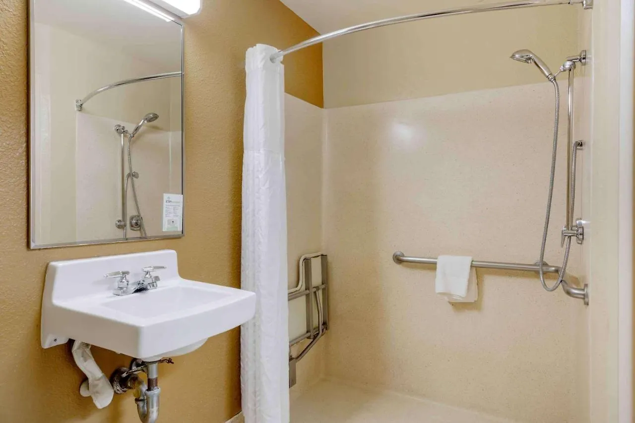 Extended Stay America Suites - Newport News - Yorktown 2*,